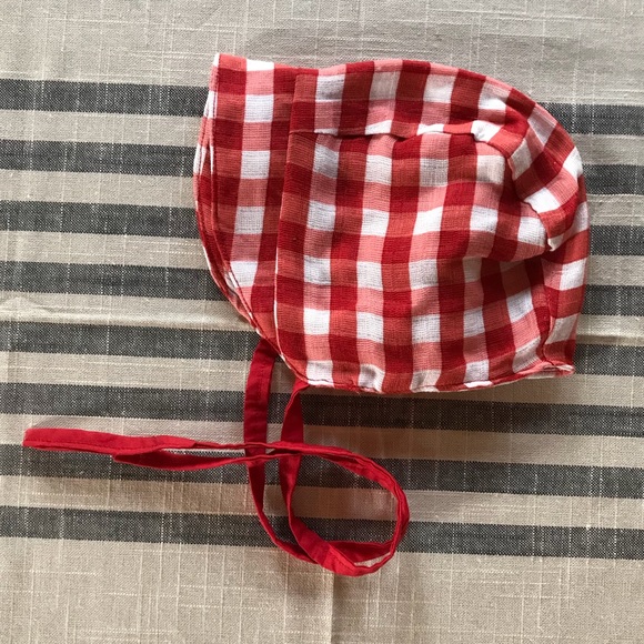 Mosey Handmade Baby Bonnet CLOSET SALE TODAY ONLY - Picture 2 of 4